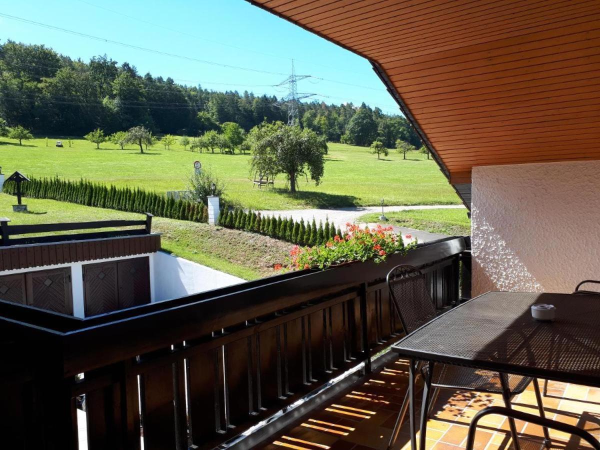 Hotel Bergwiesen - Zimmer Mit Balkon Oder Terasse Lohr Eksteriør billede